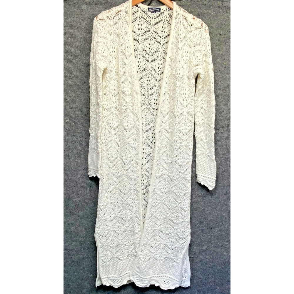 Freshman 1996 Women Size M White Longsleeve Cardigan Sweater